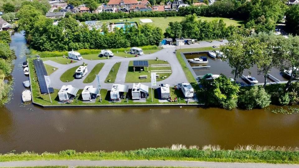 WommelsTiny House Aan Het Water Op De Appelhof别墅 外观 照片